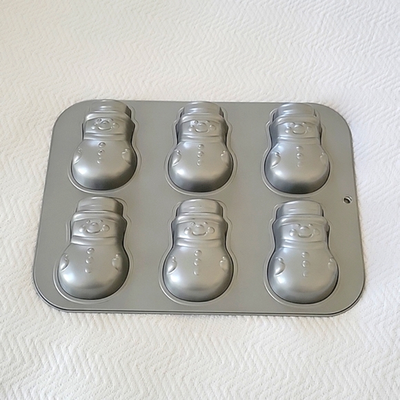 Ekco Baker's Secret Mini Snowman Pan - Picture 4 of 4